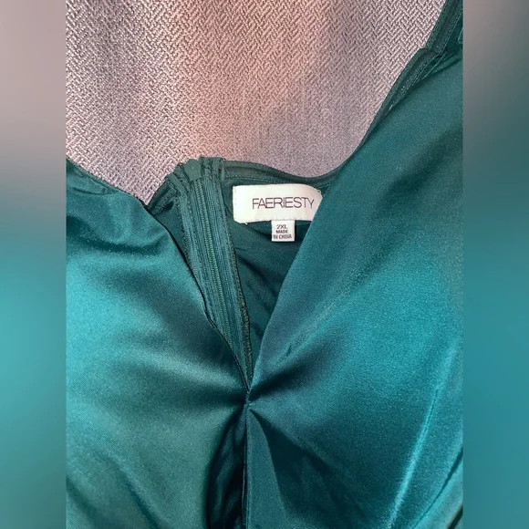 Faeriesty Off Shoulder Ruched Slit Formal Gown- Plus Size - Picture 3 of 7